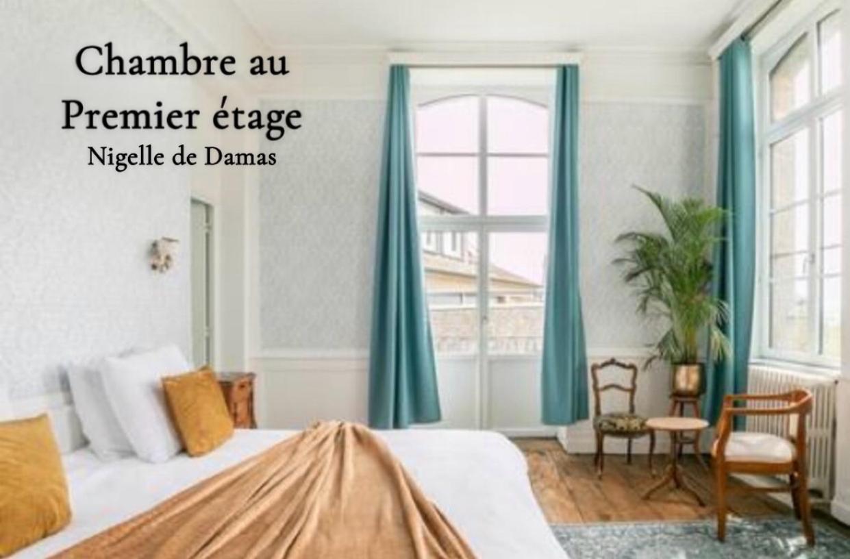 Mercier De Montigny - Les Chambres Du Beffroi - Spa Et Massage Fougères Buitenkant foto
